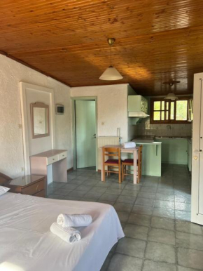 Barreira Beachfront Rooms 2
